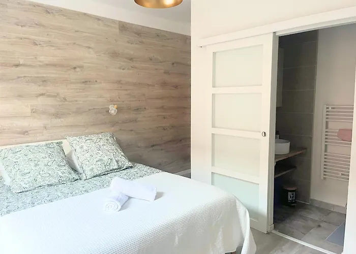 L'etape 2 - Center - Cathedral Apartament Reims